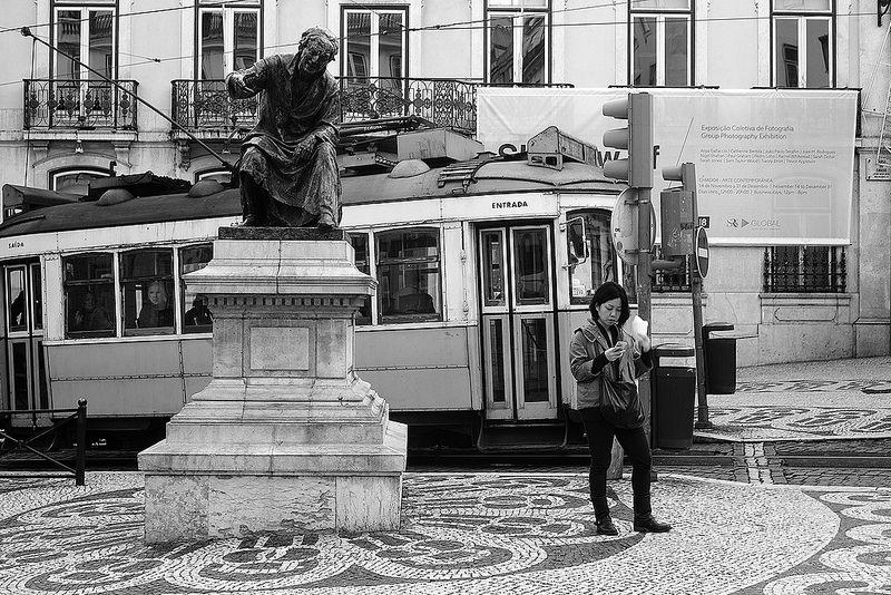 15911354152 21c9530529 c 1 - Escenas urbanas vistas en Lisboa, Noviembre 2014